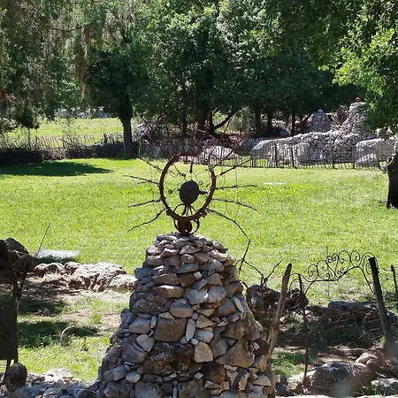 Lenola En Ardeche *
